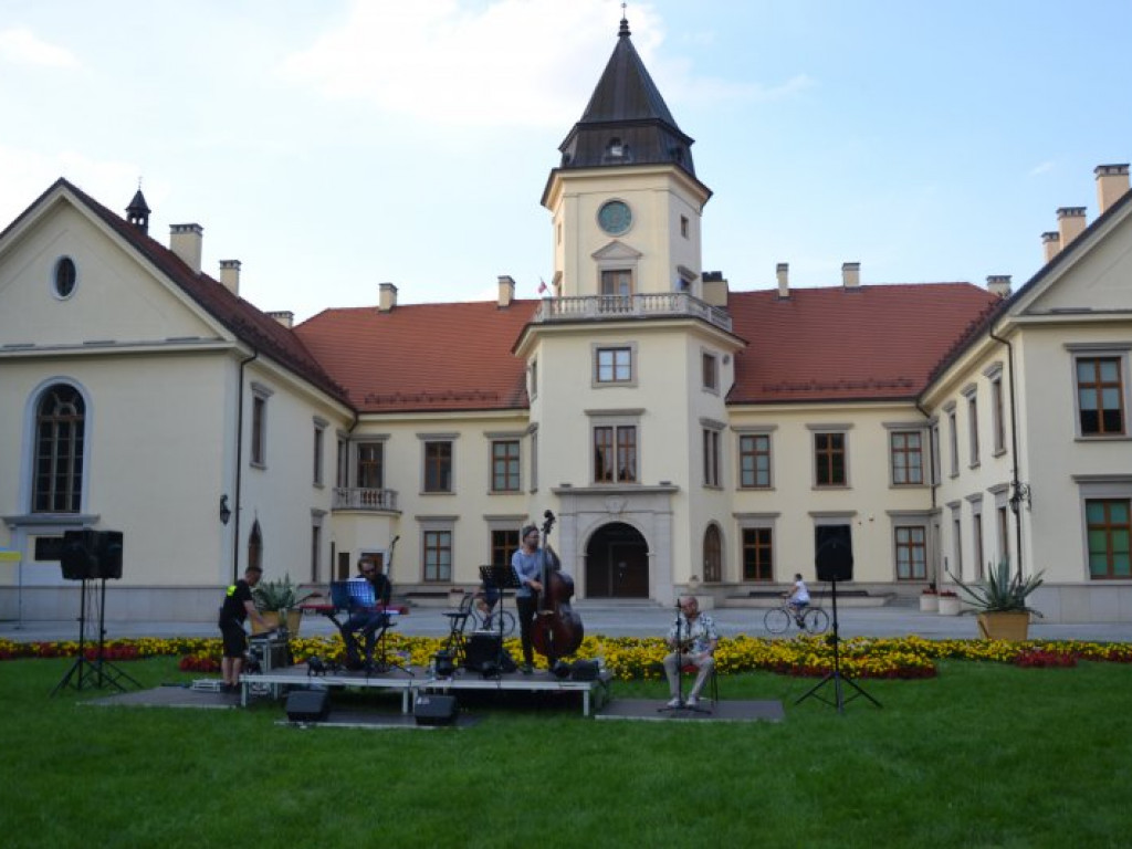 Tarnobrzeg. Muzyczna uczta w parku dzikowskim [zdjęcia]