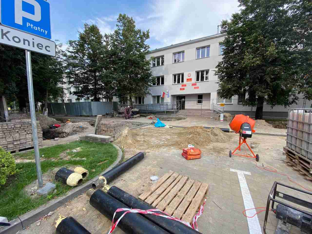 Trwają remonty sieci cieplnych w centrum miasta. Przebudowa czeka też os. Piastów i ul. Wiślną [zdjęcia]