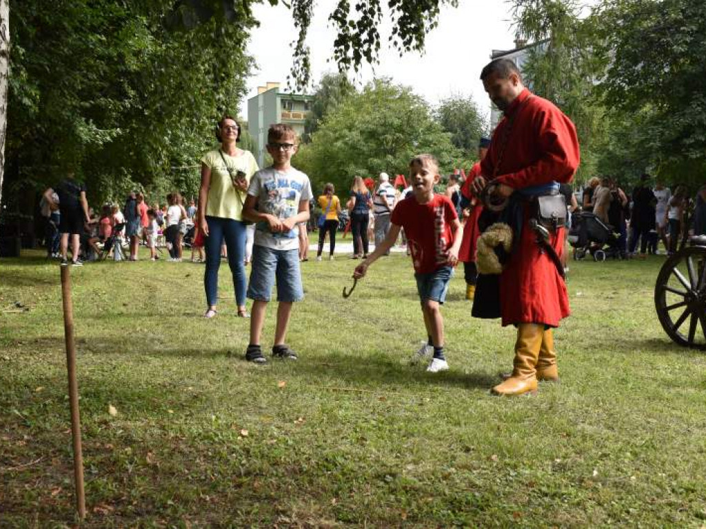 Doskonała zabawa i ogrom atrakcji podczas Wakacyjnego Pikniku w Tarnobrzegu [zdjęcia]