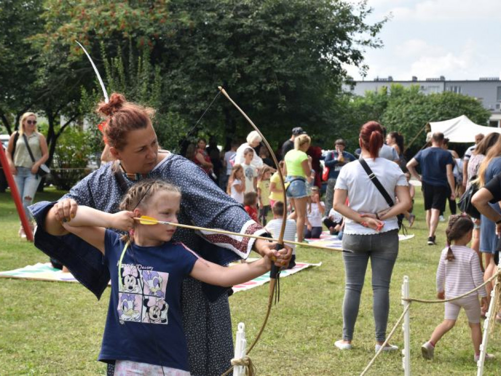 Doskonała zabawa i ogrom atrakcji podczas Wakacyjnego Pikniku w Tarnobrzegu [zdjęcia]