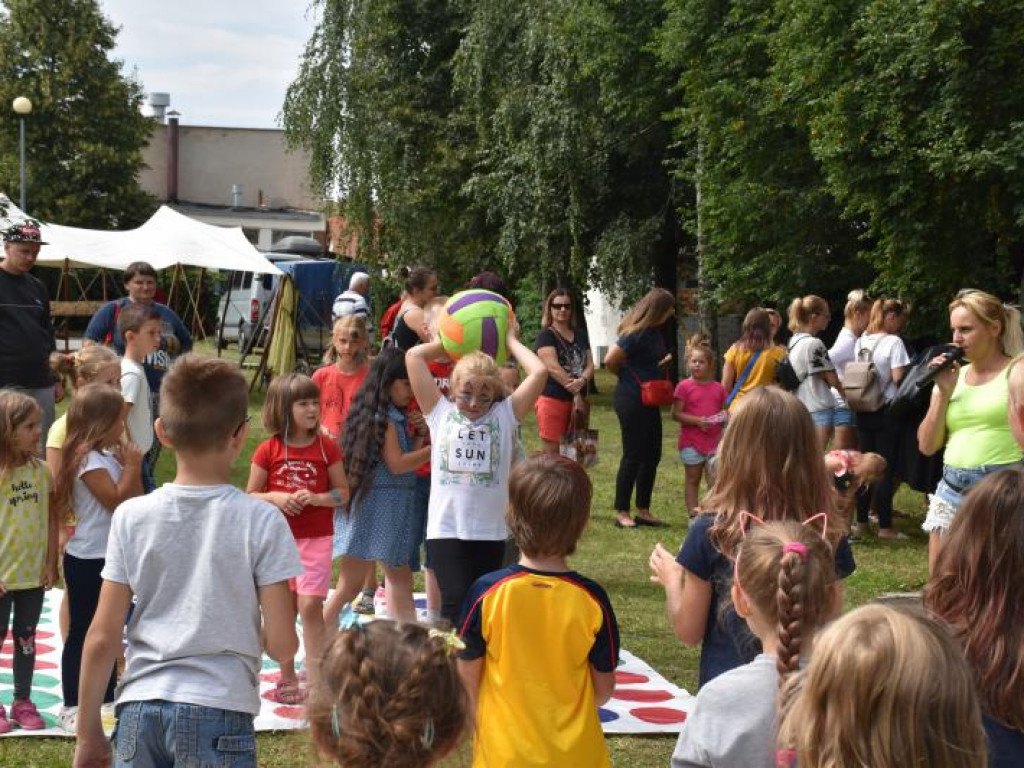 Doskonała zabawa i ogrom atrakcji podczas Wakacyjnego Pikniku w Tarnobrzegu [zdjęcia]