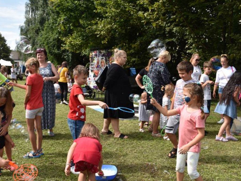 Doskonała zabawa i ogrom atrakcji podczas Wakacyjnego Pikniku w Tarnobrzegu [zdjęcia]