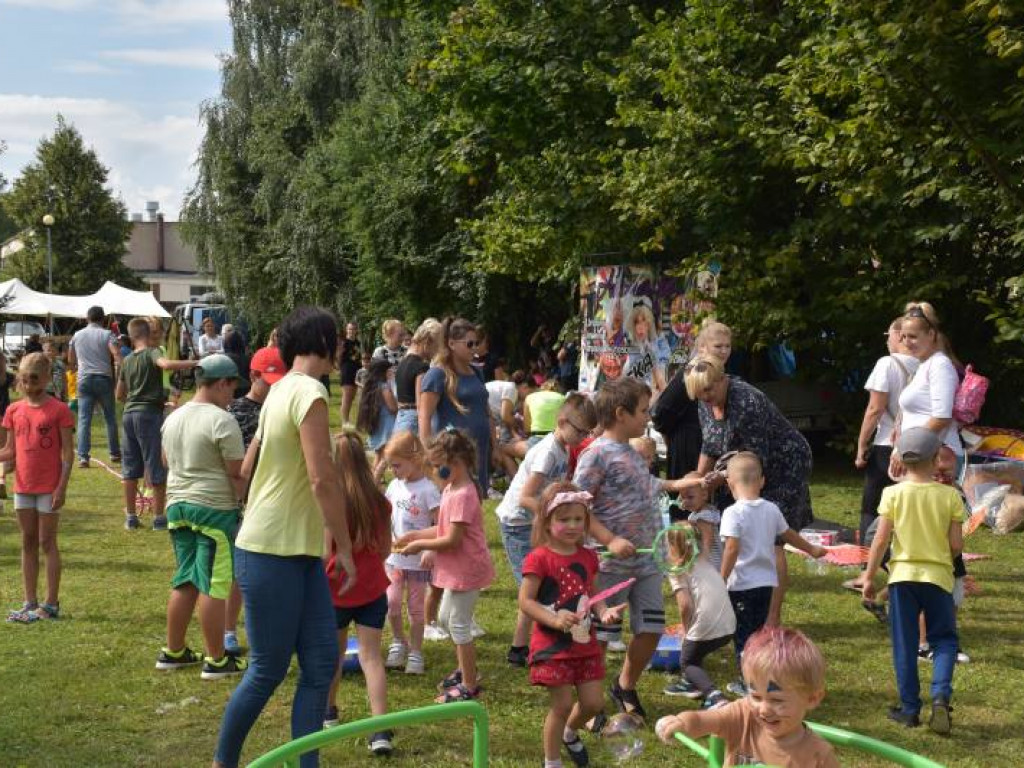 Doskonała zabawa i ogrom atrakcji podczas Wakacyjnego Pikniku w Tarnobrzegu [zdjęcia]