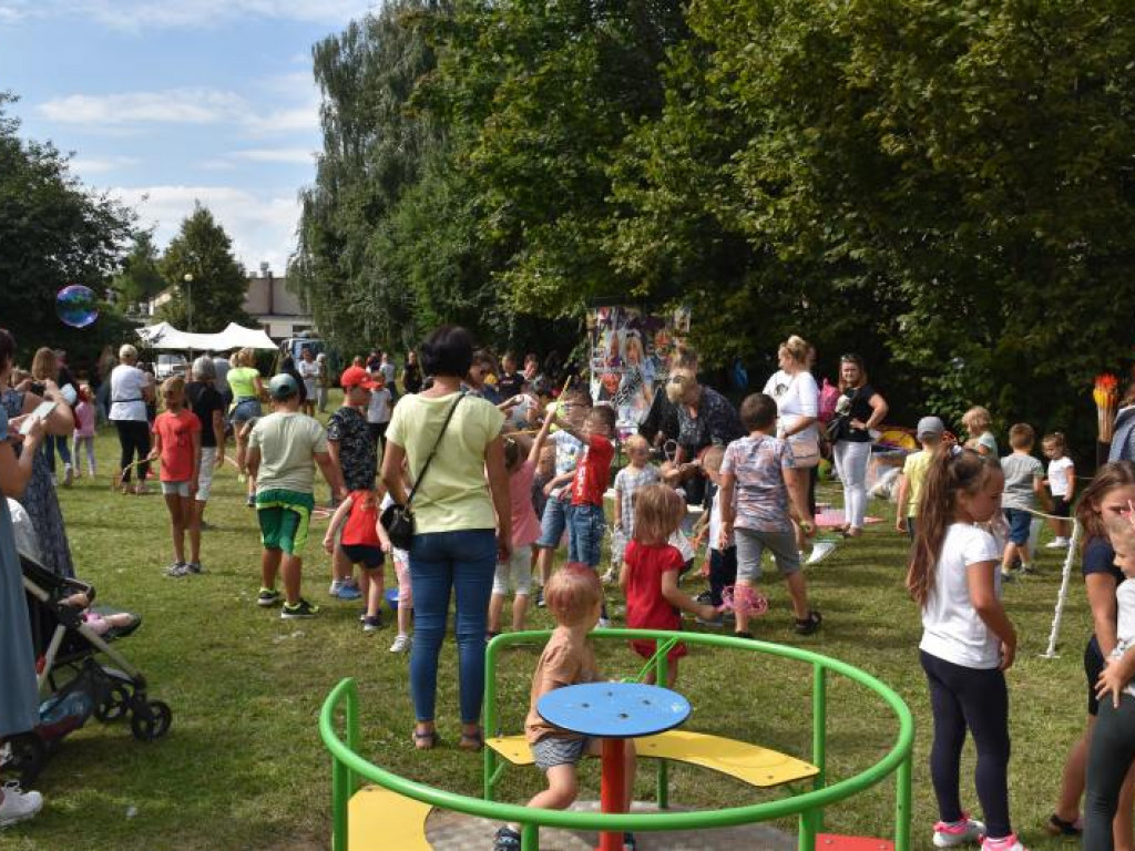 Doskonała zabawa i ogrom atrakcji podczas Wakacyjnego Pikniku w Tarnobrzegu [zdjęcia]