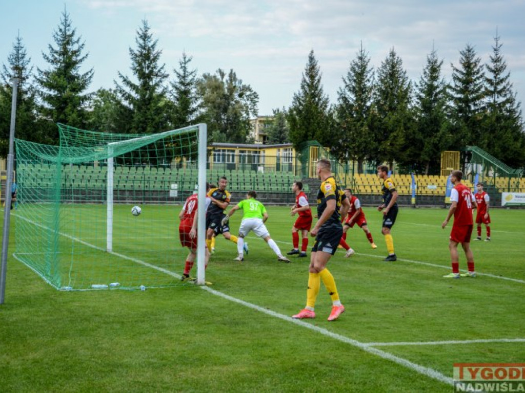 Czwarty mecz, czwarte zwycięstwo Siarki. Tym razem z Czarnymi Połaniec [zdjęcia]