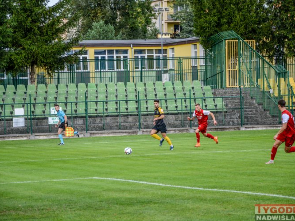 Czwarty mecz, czwarte zwycięstwo Siarki. Tym razem z Czarnymi Połaniec [zdjęcia]