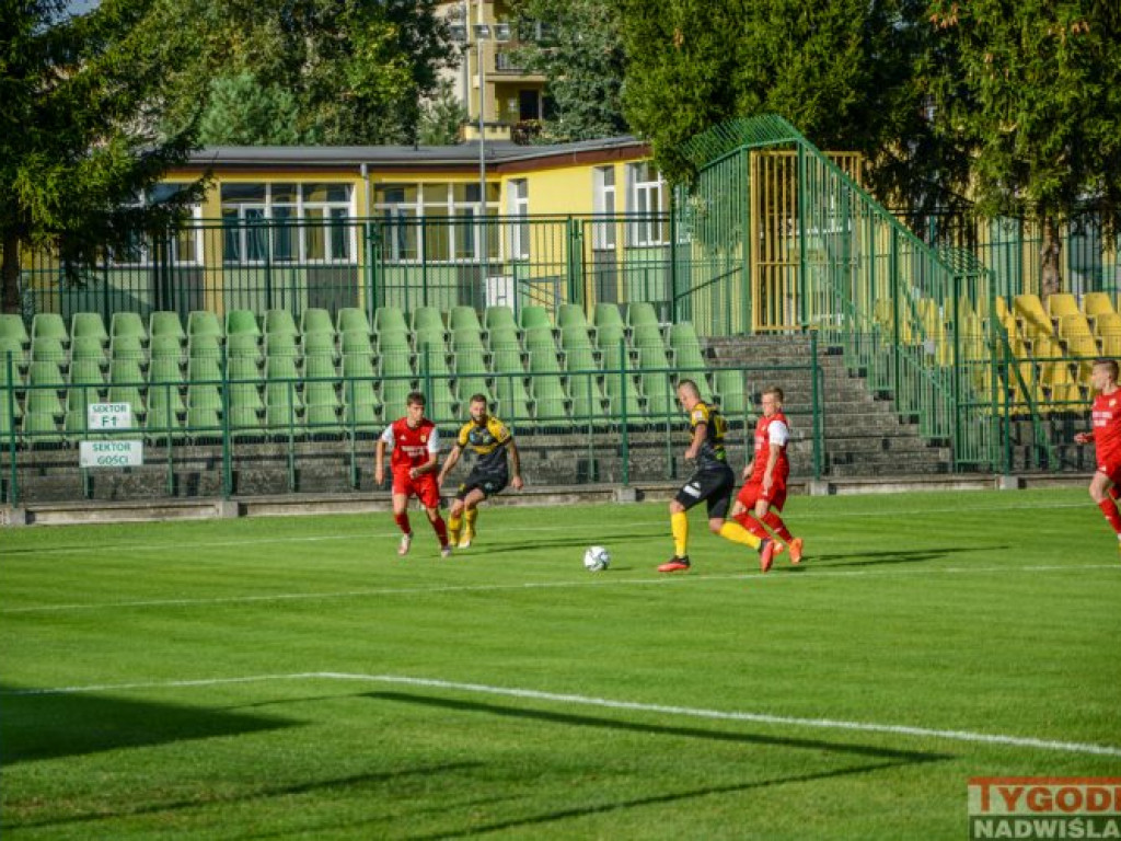 Czwarty mecz, czwarte zwycięstwo Siarki. Tym razem z Czarnymi Połaniec [zdjęcia]