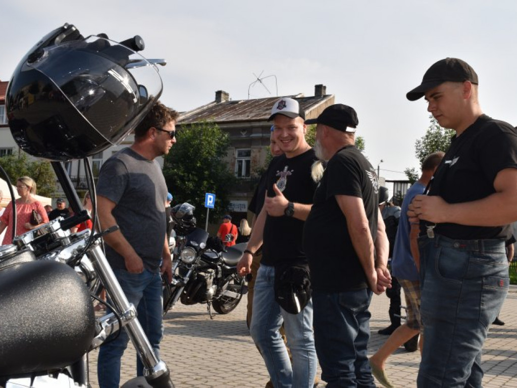 Tłumy na niedzielnym pikniku 