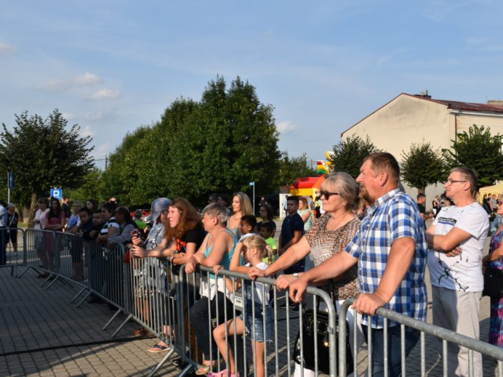 Tłumy na niedzielnym pikniku 