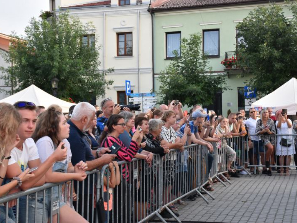 Tłumy na niedzielnym pikniku 