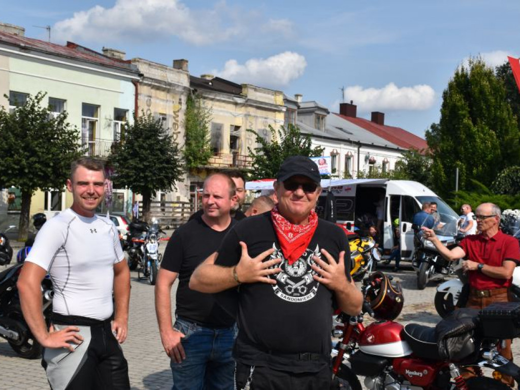 Tłumy na niedzielnym pikniku 