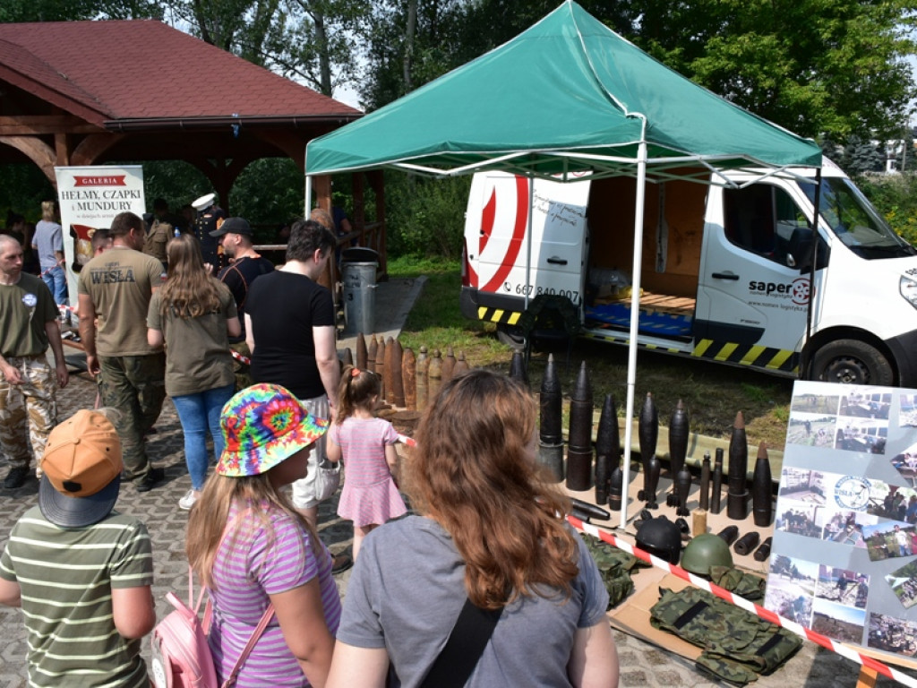 Do Koprzywnicy zjechali... poszukiwacze skarbów [zdjęcia]