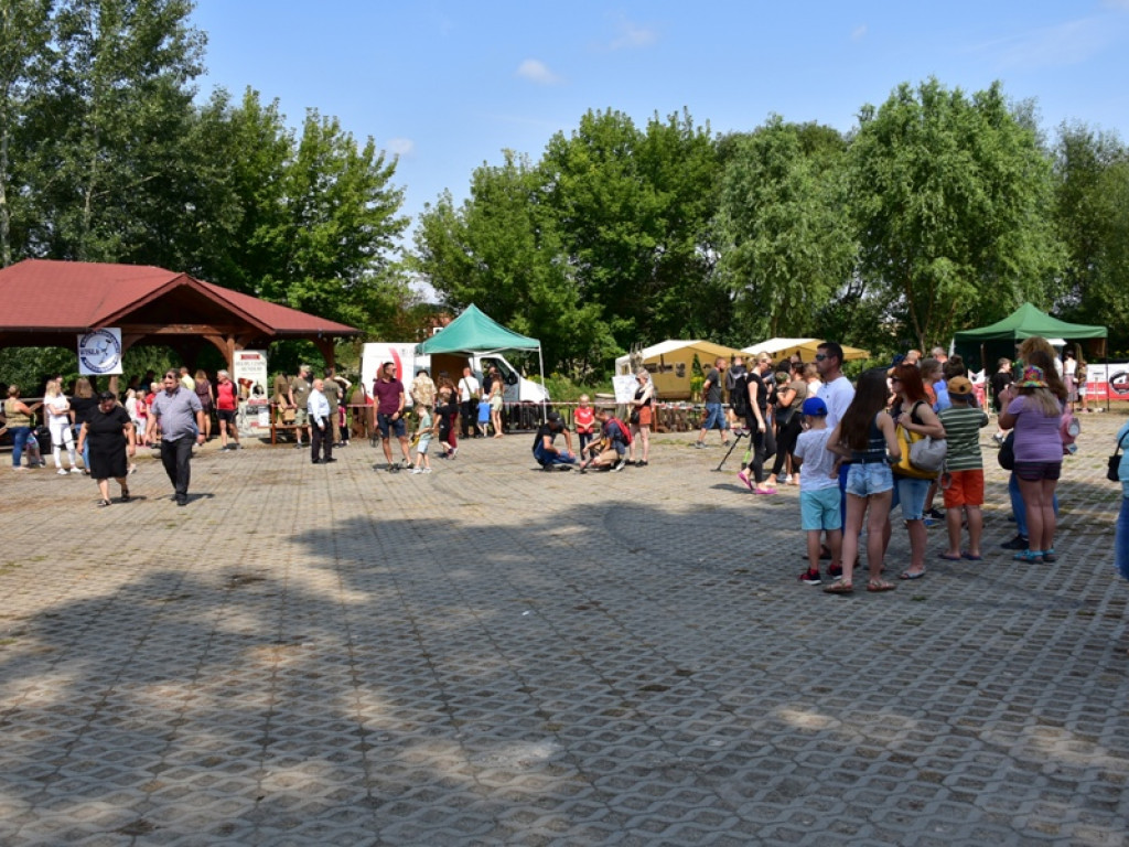 Do Koprzywnicy zjechali... poszukiwacze skarbów [zdjęcia]