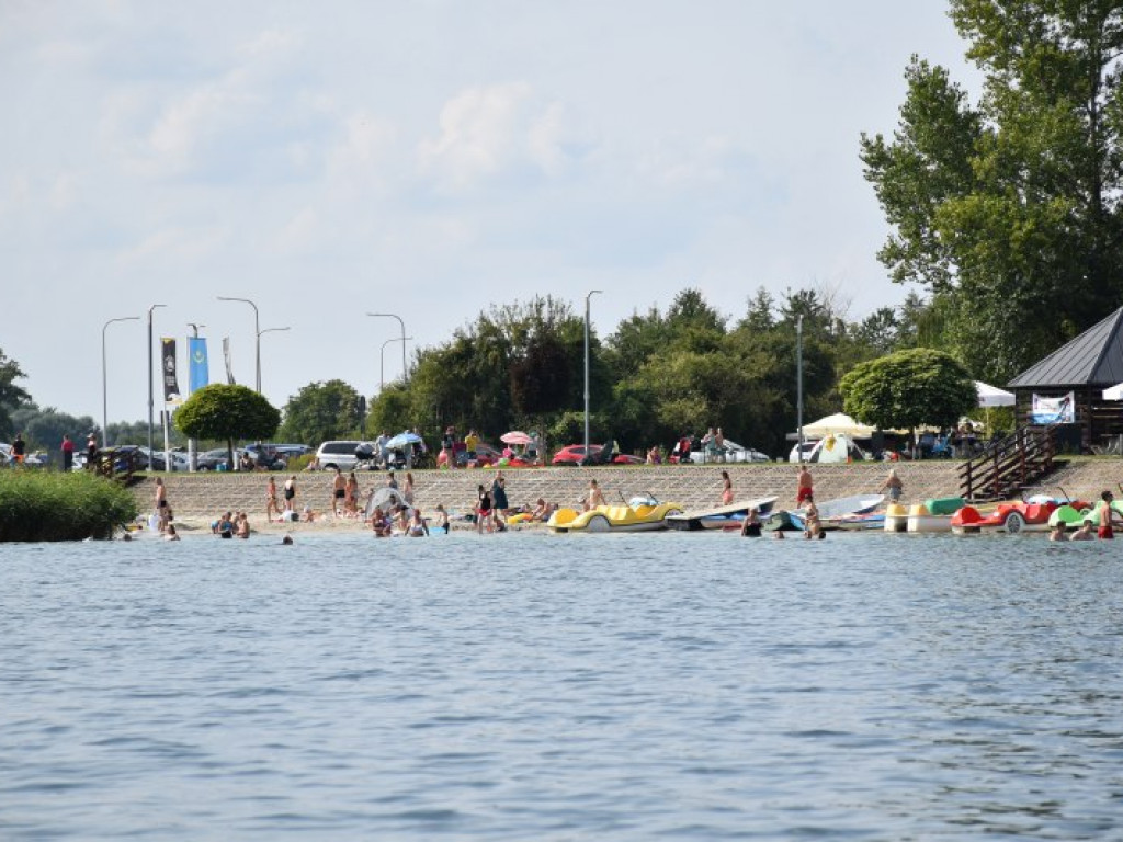 Kolejna upalna niedziela nad Jeziorem Tarnobrzeskim [zdjęcia]