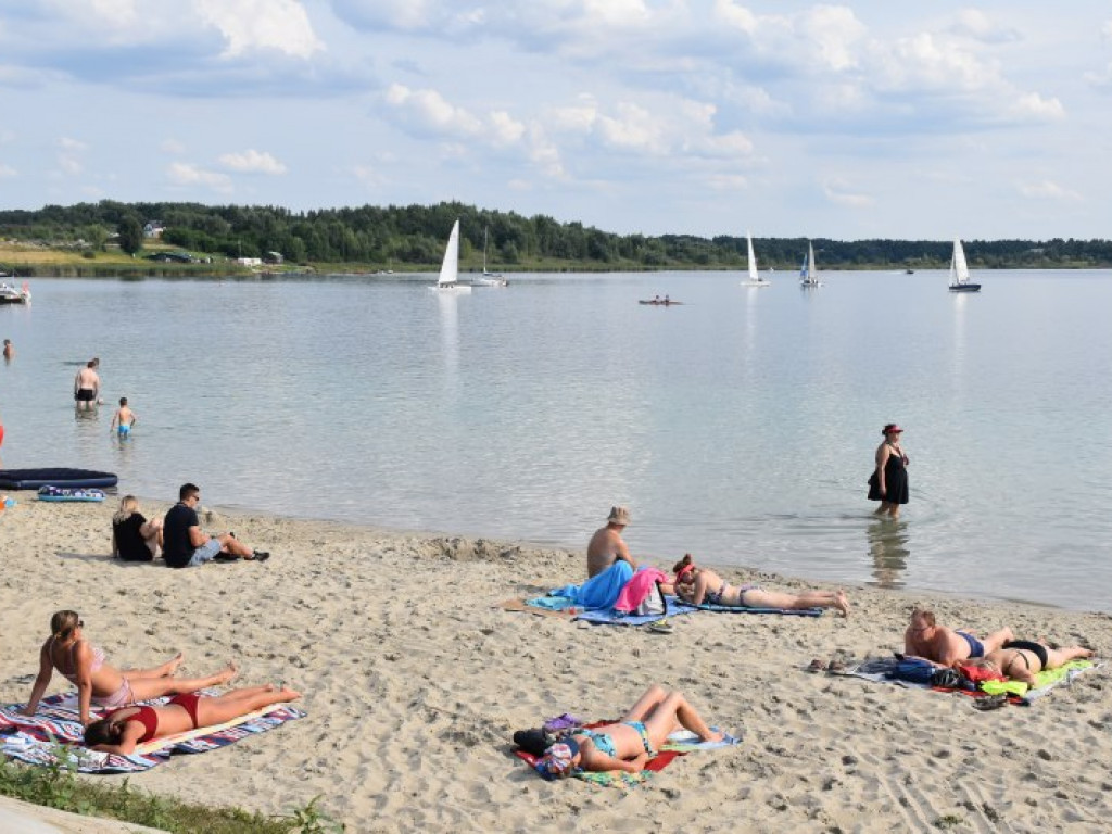 Kolejna upalna niedziela nad Jeziorem Tarnobrzeskim [zdjęcia]