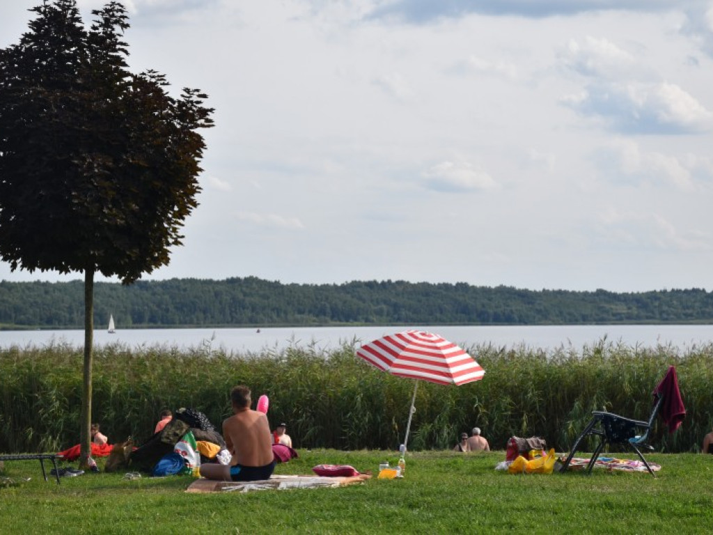 Kolejna upalna niedziela nad Jeziorem Tarnobrzeskim [zdjęcia]