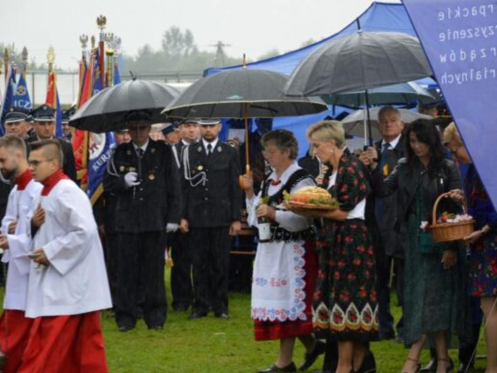 Wojewódzkie Święto Plonów w Ulanowie [zdjęcia]
