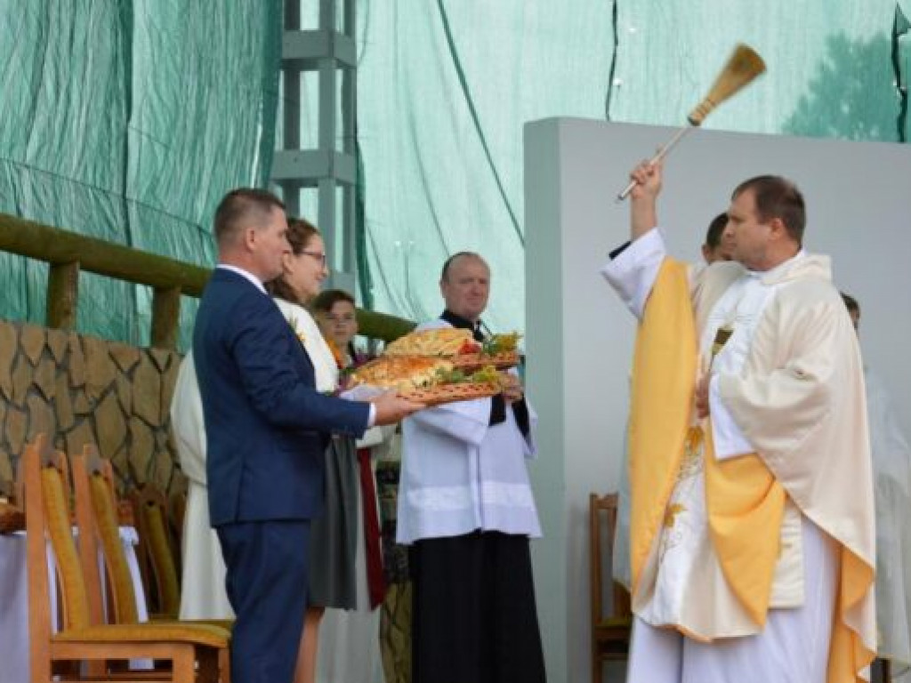 Wojewódzkie Święto Plonów w Ulanowie [zdjęcia]