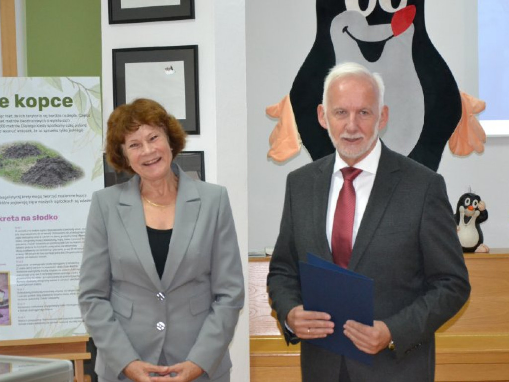 Zmiana warty w tarnobrzeskiej Miejskiej Bibliotece Publicznej [zdjęcia]