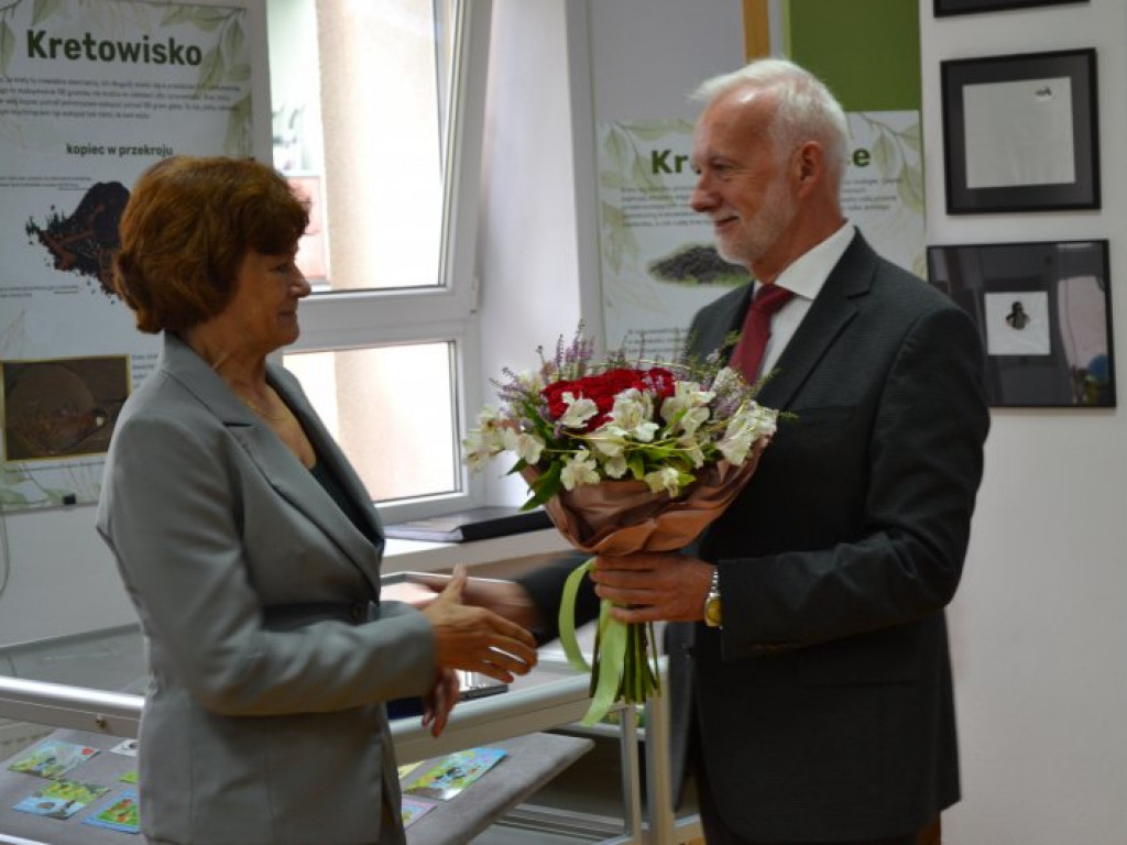 Zmiana warty w tarnobrzeskiej Miejskiej Bibliotece Publicznej [zdjęcia]
