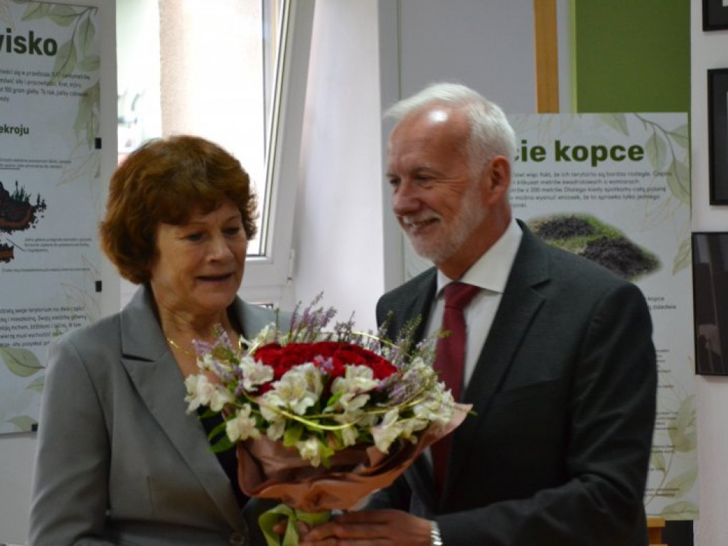 Zmiana warty w tarnobrzeskiej Miejskiej Bibliotece Publicznej [zdjęcia]