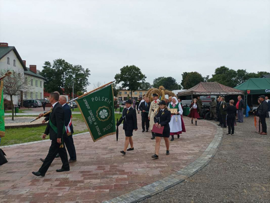 Święto plonów powiatu sandomierskiego w Łoniowie [zdjęcia]