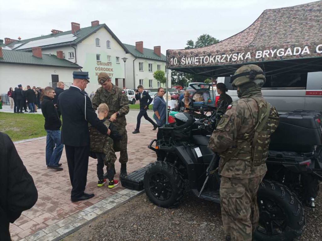 Święto plonów powiatu sandomierskiego w Łoniowie [zdjęcia]
