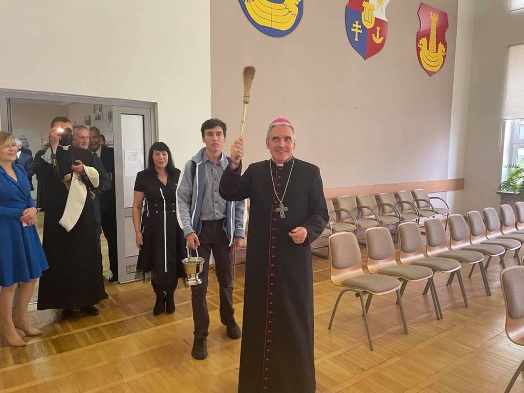 W Staszowie odbyła się wojewódzka inauguracja roku szkolnego [zdjęcia]