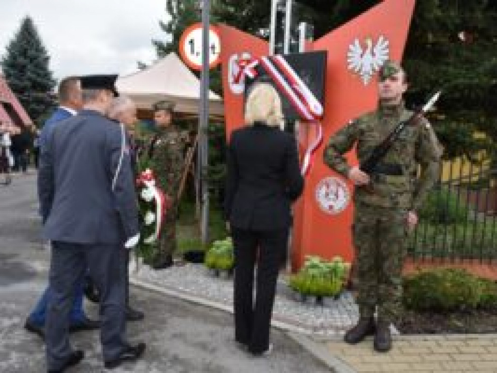 Sandomierzanie upamiętnili porucznika pilota Michała Brzeskiego [zdjęcia]