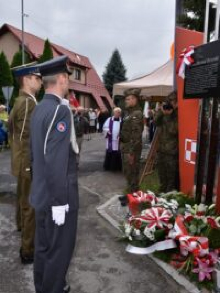 Sandomierzanie upamiętnili porucznika pilota Michała Brzeskiego [zdjęcia]