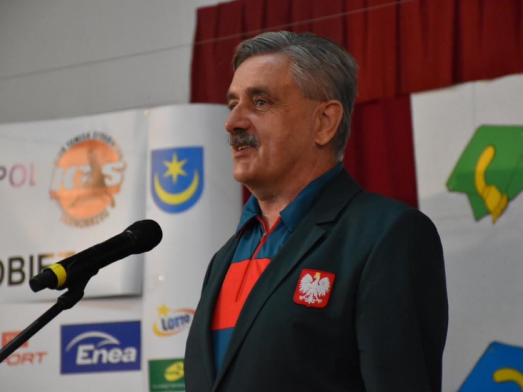 Tarnobrzeg. W Szkole Podstawowej nr 10 będą kształcić przyszłych mistrzów tenisa stołowego [zdjęcia]]