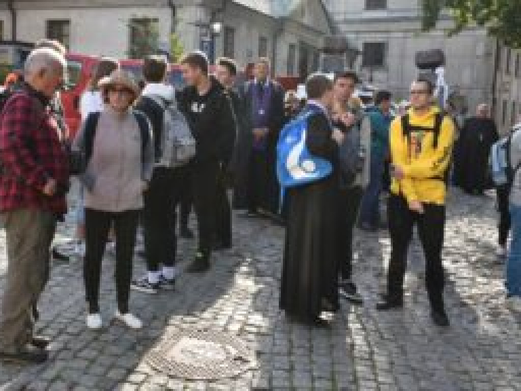 Sandomierzanie w drodze do sulisławskiego sanktuarium [zdjęcia]