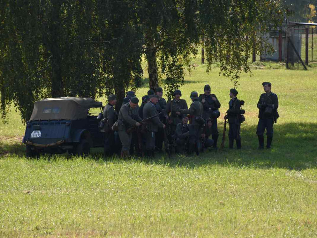 Aktorka Małgorzata Potocka była gościem inscenizacji historycznej poświęconej majorowi Hubalowi [dużo zdjęć]