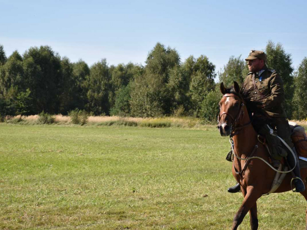Aktorka Małgorzata Potocka była gościem inscenizacji historycznej poświęconej majorowi Hubalowi [dużo zdjęć]