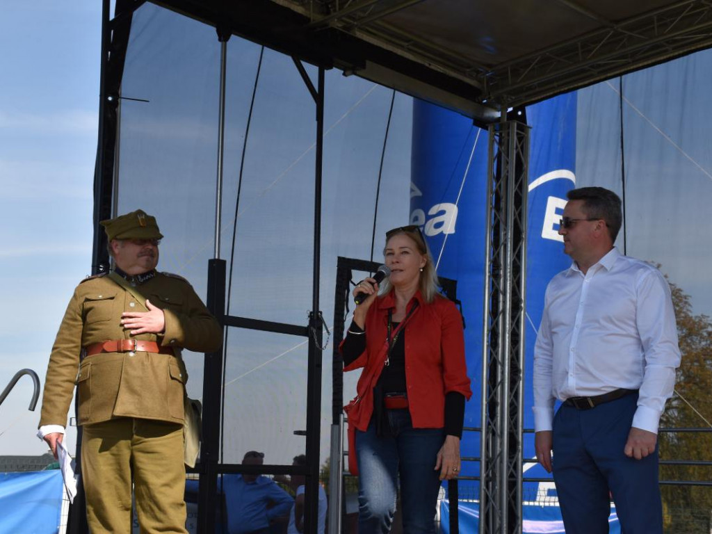 Aktorka Małgorzata Potocka była gościem inscenizacji historycznej poświęconej majorowi Hubalowi [dużo zdjęć]