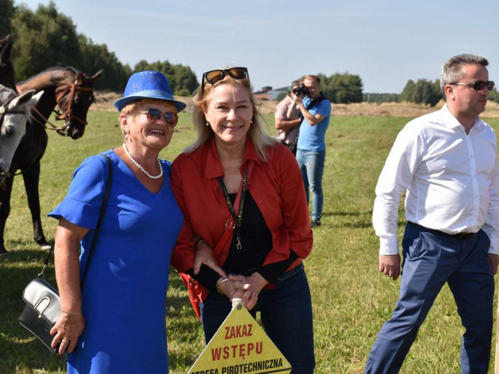 Aktorka Małgorzata Potocka była gościem inscenizacji historycznej poświęconej majorowi Hubalowi [dużo zdjęć]