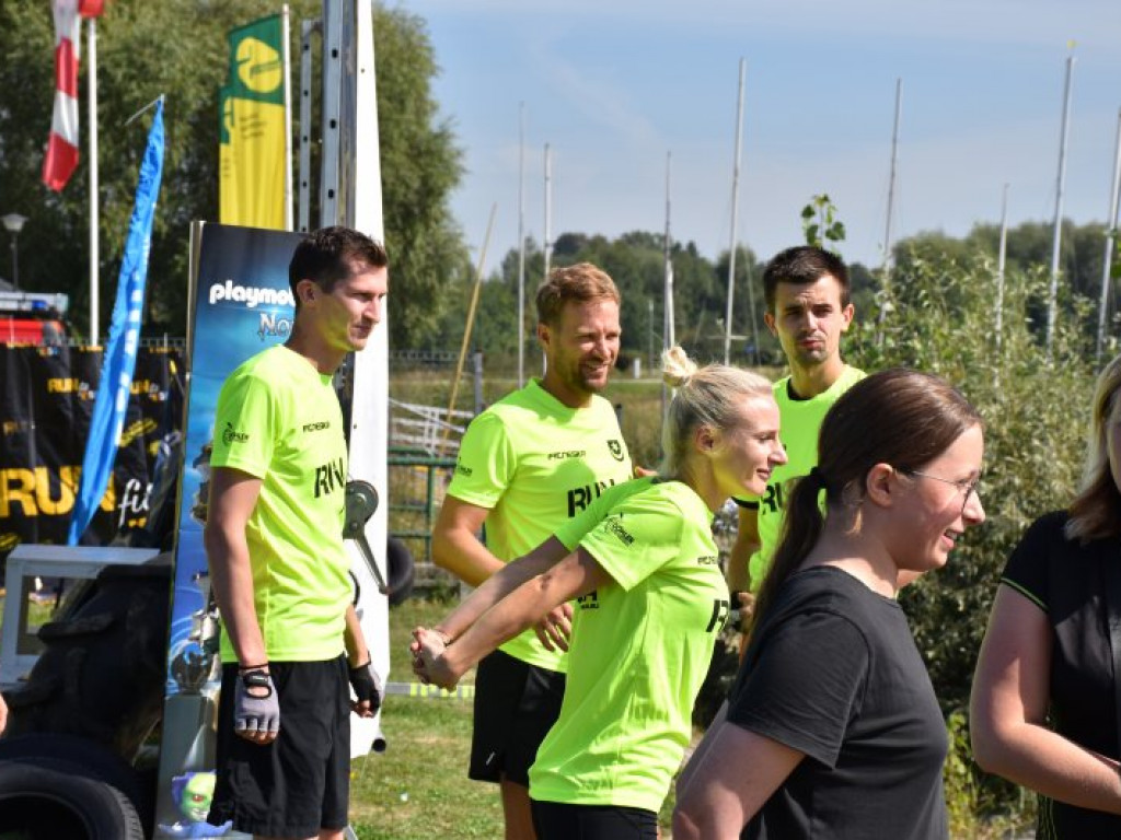 Run fit Elite w Tarnobrzegu. Przez piasek, błoto, wodę i zasieki  [zdjęcia]