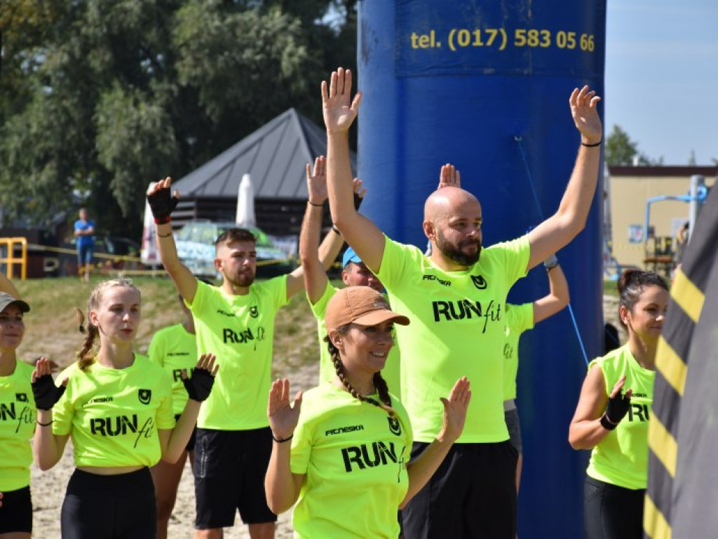 Run fit Elite w Tarnobrzegu. Przez piasek, błoto, wodę i zasieki  [zdjęcia]