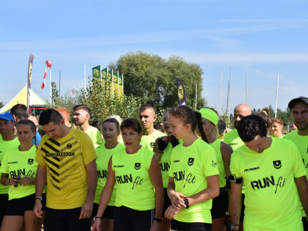 Run fit Elite w Tarnobrzegu. Przez piasek, błoto, wodę i zasieki  [zdjęcia]