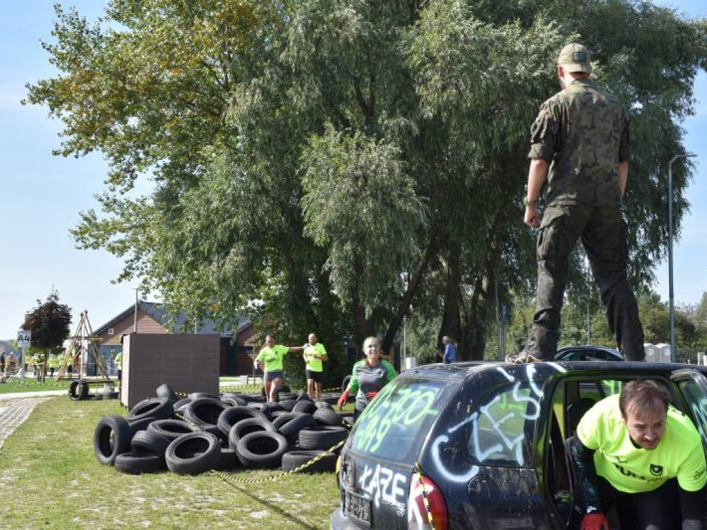 Run fit Elite w Tarnobrzegu. Przez piasek, błoto, wodę i zasieki  [zdjęcia]