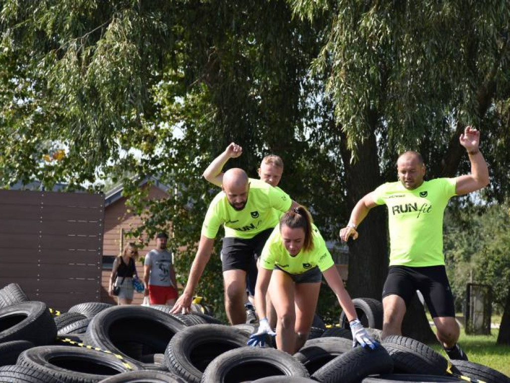 Run fit Elite w Tarnobrzegu. Przez piasek, błoto, wodę i zasieki  [zdjęcia]