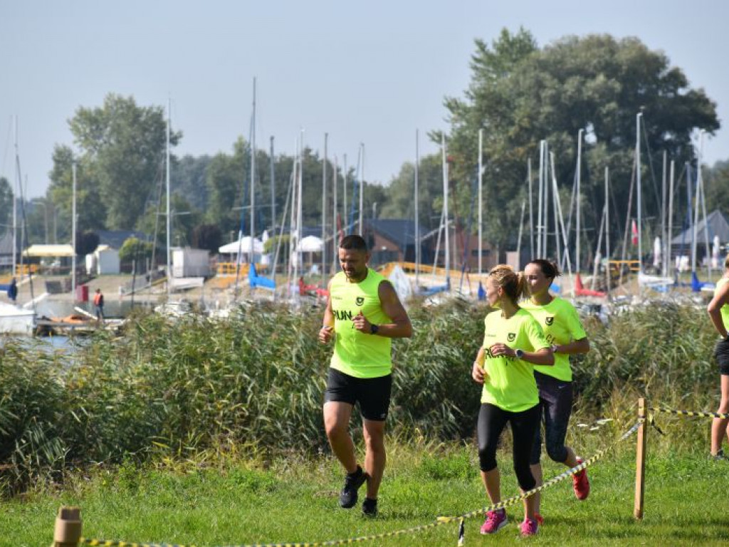 Run fit Elite w Tarnobrzegu. Przez piasek, błoto, wodę i zasieki  [zdjęcia]