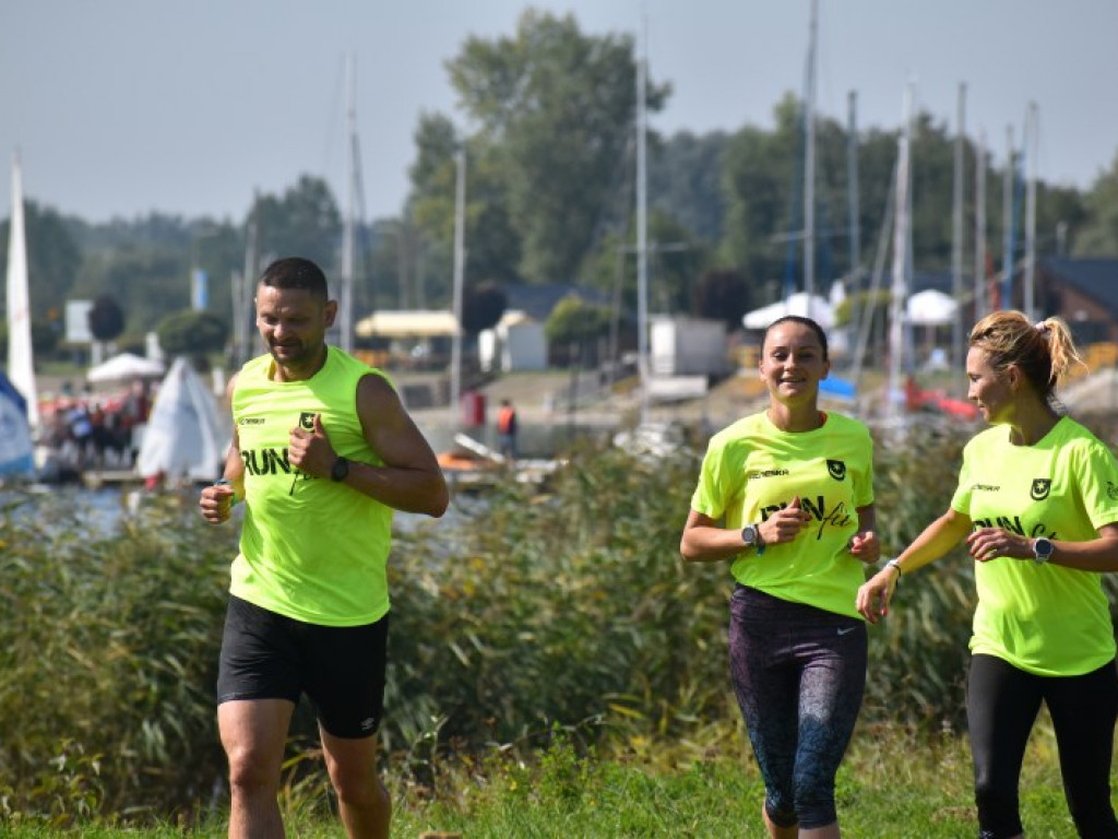 Run fit Elite w Tarnobrzegu. Przez piasek, błoto, wodę i zasieki  [zdjęcia]