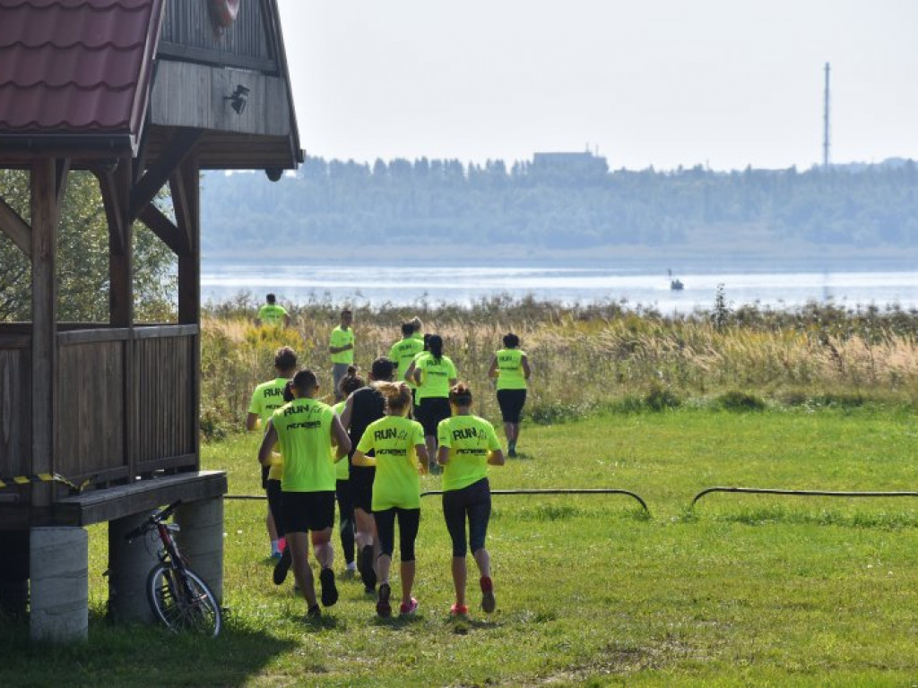 Run fit Elite w Tarnobrzegu. Przez piasek, błoto, wodę i zasieki  [zdjęcia]