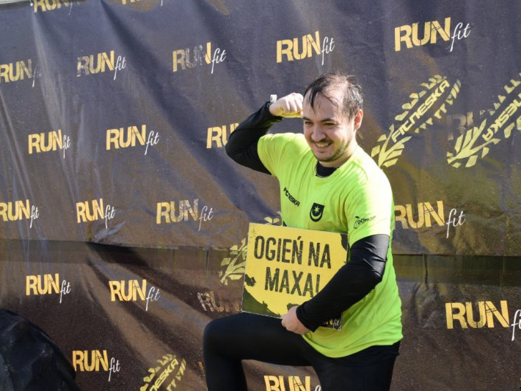 Run fit Elite w Tarnobrzegu. Przez piasek, błoto, wodę i zasieki  [zdjęcia]
