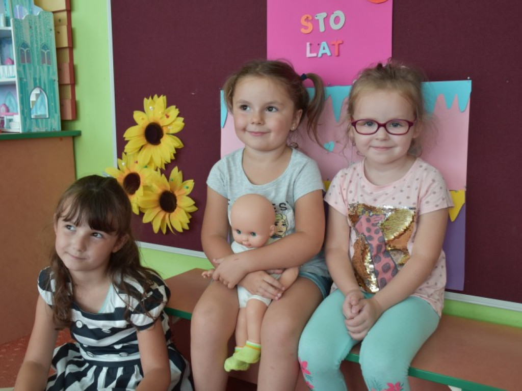 Były torciki, tańce i zabawy. 40. urodziny Przedszkola nr 13 w Tarnobrzegu [zdjęcia]