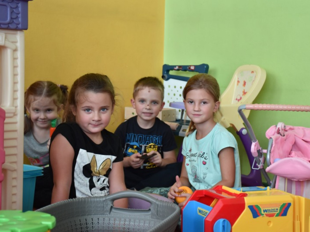 Były torciki, tańce i zabawy. 40. urodziny Przedszkola nr 13 w Tarnobrzegu [zdjęcia]
