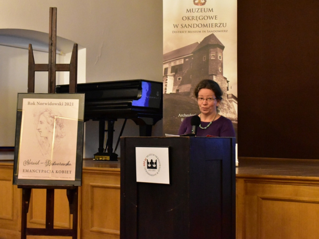 Sandomierz. Wyjątkowa okazja obejrzenia sandomierskiego rękopisu Norwida [zdjęcia]