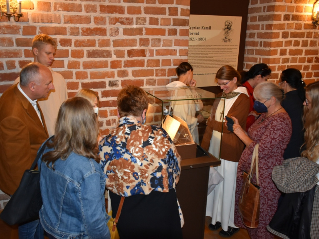 Sandomierz. Wyjątkowa okazja obejrzenia sandomierskiego rękopisu Norwida [zdjęcia]
