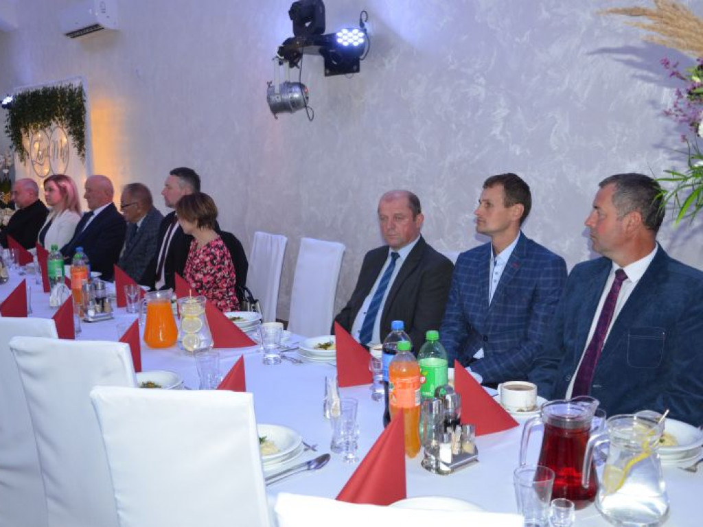 Blisko 50 par małżeńskich z gminy Klimontów otrzymało medale nadane przez Prezydenta RP [zdjęcia]